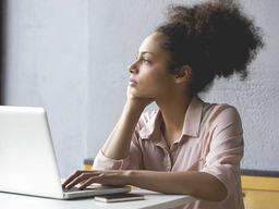 چرا از خوشبختی می هراسیم؟