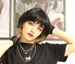 برای کسی که خواهر شد