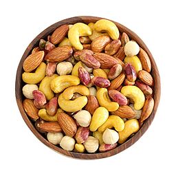 10 دلیل برای اینکه زنان باید آجیل بخورند
