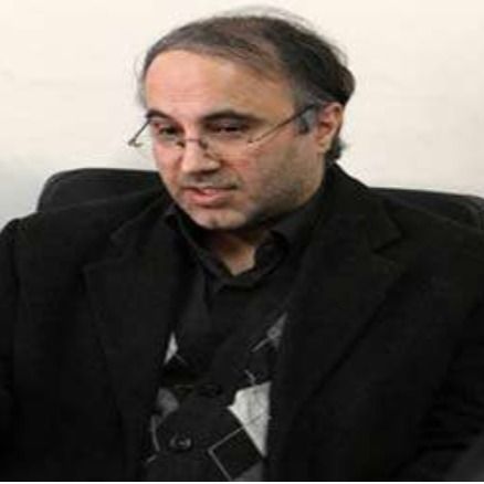 نادر منصورکیایی