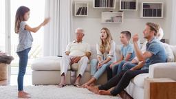 2.گردهمایی‌های خانوادگی