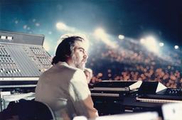 موسیقی بی کلام و سبک آهنگسازی ونجلیس VANGELIS