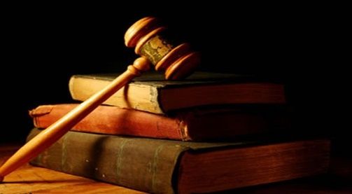 دانلود کتاب آشنایی با قانون اساسی مهدی نظرپور pdf