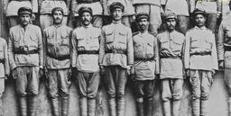 رضاخان فكر می‌كرد مرد بودن فقط به صبح زود بيدار شدن است