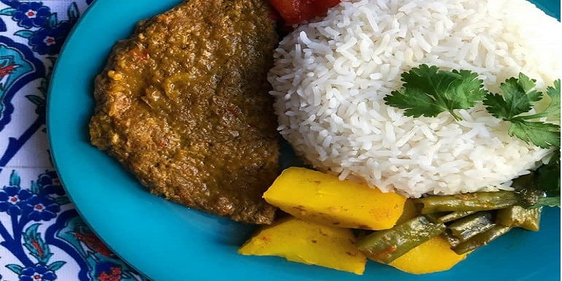 ترکیب گوشت، سیب زمینی و برنج یکی از بهترین غذاهای چاق کننده است. این غذا به دلیل دارا بودن نشاسته، کربوهیدارات، آهن، پروتئین، انواع ویتامین های گروه ب ، در چاقی فوری تاثیر چشمگیری دارد.