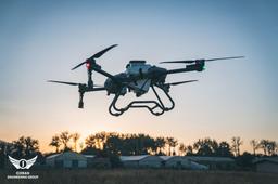 پهپاد سمپاش و همه چیز درباره این وسیله حیرت انگیز