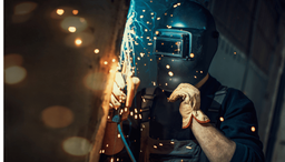 عکاسی صنعتی از صنایع جوشکاری