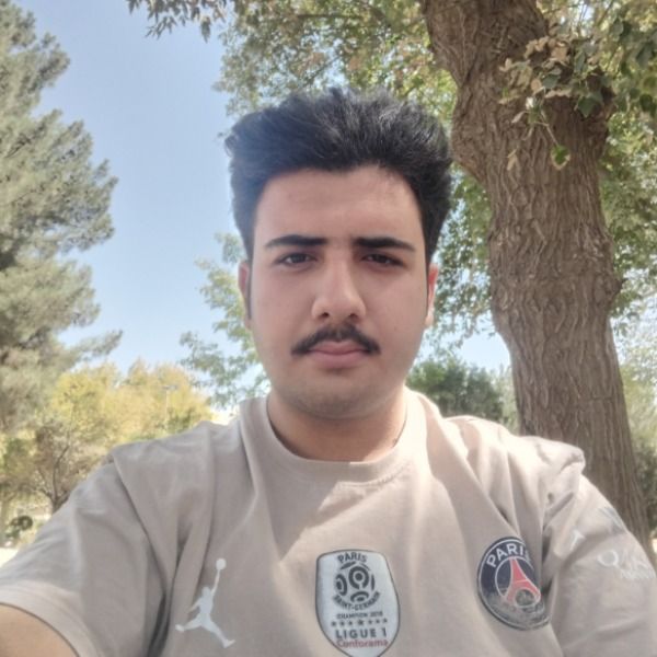 پوریا حیدری