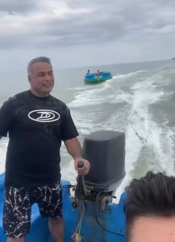 شاتل و تفریحات آبی تسلا