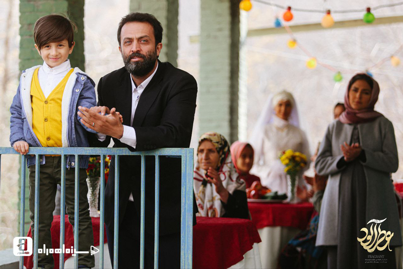 بازیگران فیلم عطرآلود 