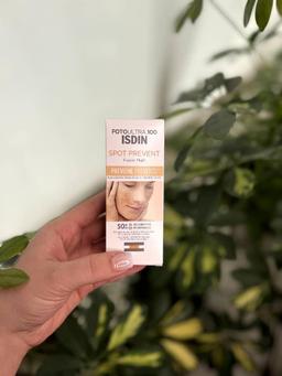 کرم ضد آفتابی که نمی دونم چه شد خریدم!