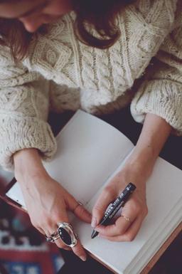 حالِ خوب با نوشتن میسر می‌شود.