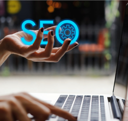 محدثه تیمورزاده متخصص سئو