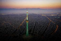 طهران‌خیالی