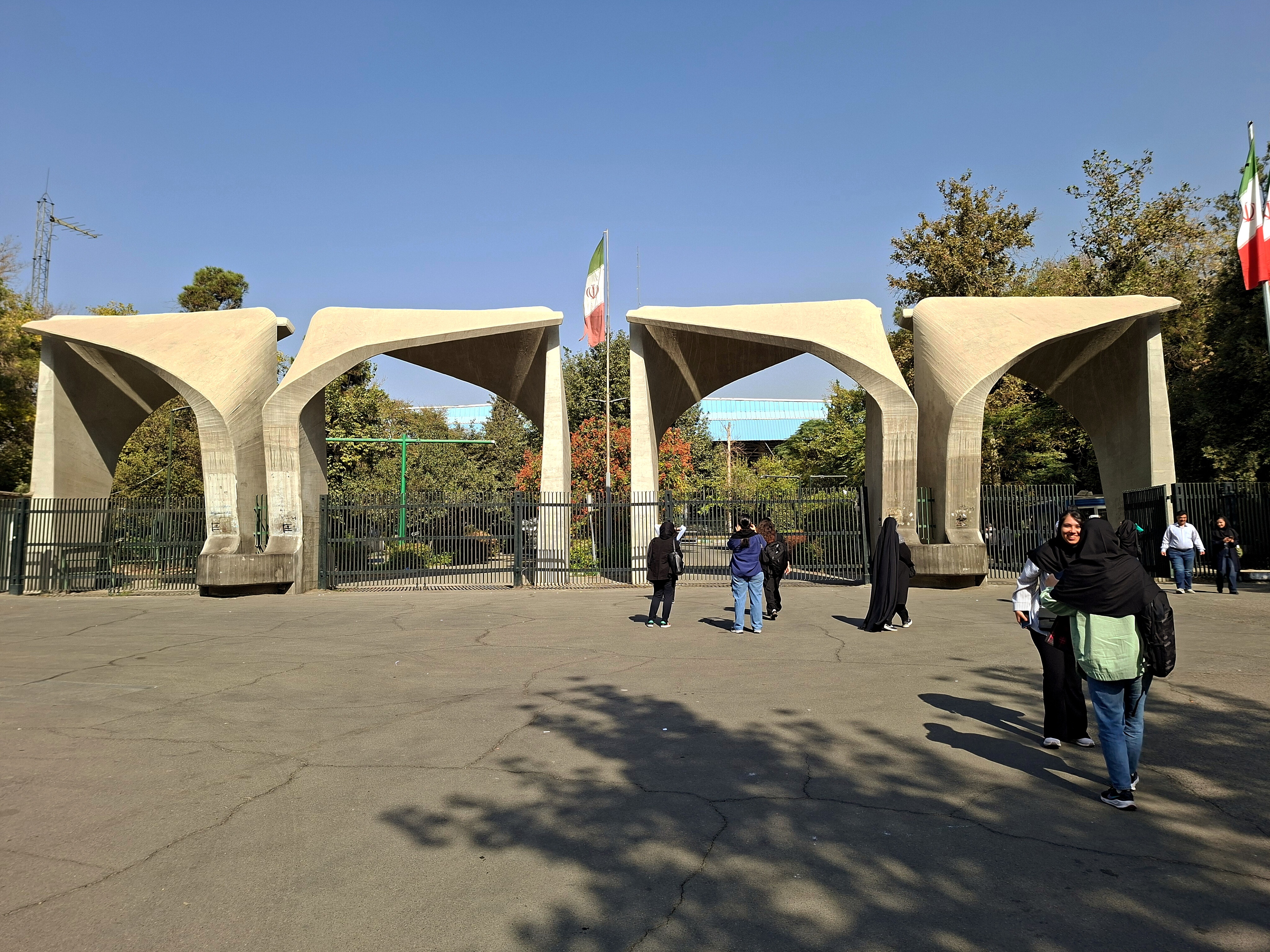 عنوانی ندارم!