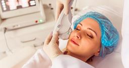 فوتونا یا هایفو کدوم برای پوست عملکرد بهتری داره؟