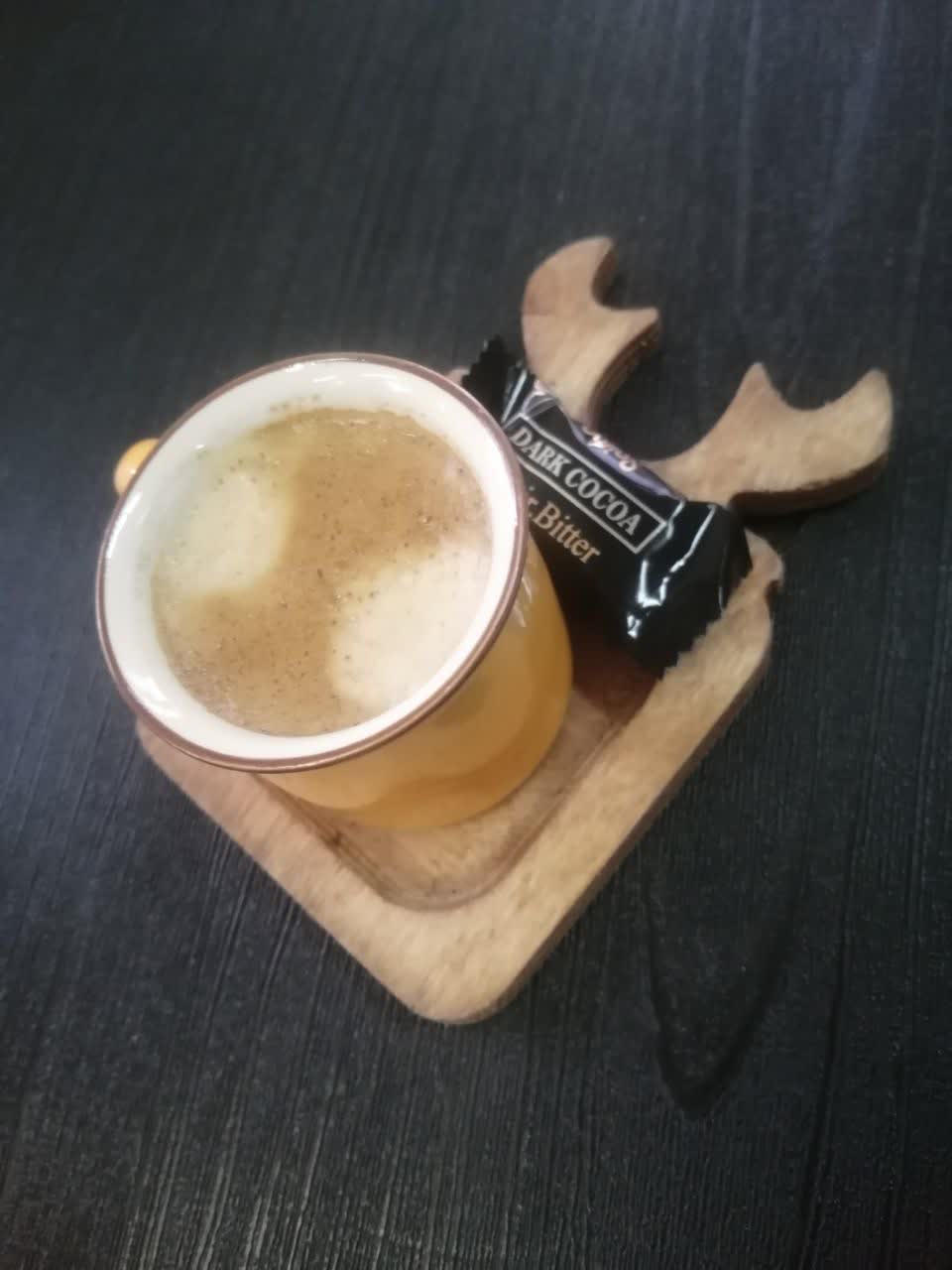 و من قهوه می خورم و  با دیدن زیر لیوانی؛ یادت دوباره زنده می‌شود!