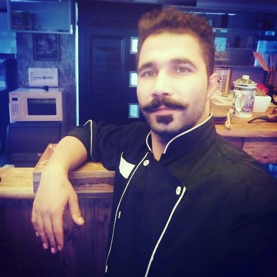 سرآشپز جوان فرشید رجبی 