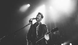 درباره پخش آهنگ سراسری در اینترنت چه می‌دانید؟