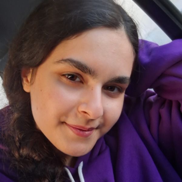 غزاله غفارزاده