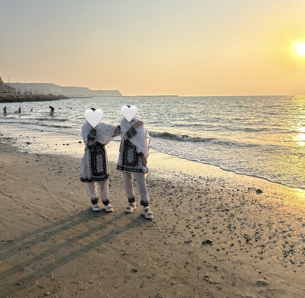 قابی از نیلی دریا وطرح بلوچستان جانم