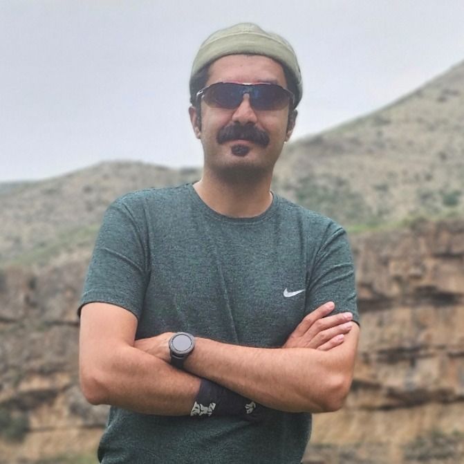 امید عطاریانی