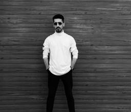 “ علیرضا یار “ بازیگر سینما و تلوزیون