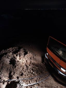 اینجا کسی نیست