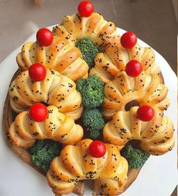 طرز تهیه پیراشکی گوشت با خمیر جادویی خوشمزه و مرحله به مرحله