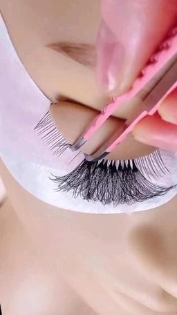 اکستنشن مژه چیست؟