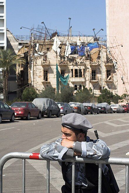 ترور رفيق الحريري در 14 فوريه 2005 در فندق سان جورج در بيروت