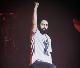 مهدی یراحی،از مدعی منتقد تا برانداز معاند