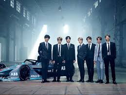 گروه بسیار بسیار معروف و محبوب و پرطرفدار «bts» در صنعت کی-پاپ!