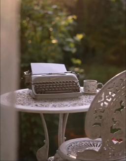 اَفکار یک نویسنده