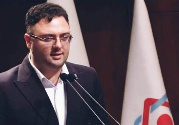 انتقال نیروهای پتروشیمی مرجان به پتروشیمی بوشهر؛ قبادبیگی سرپرست جدید روابط‌عمومی بوشهر