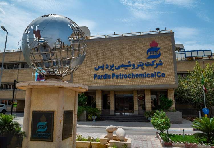 پتروشیمی پردیس؛ ادعای جذب بومیان یا فقط تبلیغات توخالی؟