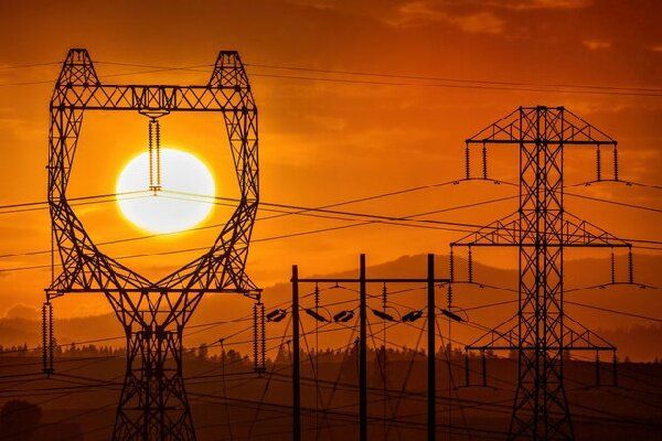 ورود کمیسیون انرژی مجلس به حل مشکل خاموشی برق و توقف مازوت‌سوزی