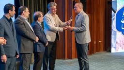 كسب تنديس سفير اقتصاد از دومين كنگره برند ملي