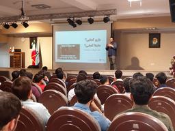 کارگاه آشنایی با دنیای بازی‌‌های دیجیتال + فیلم