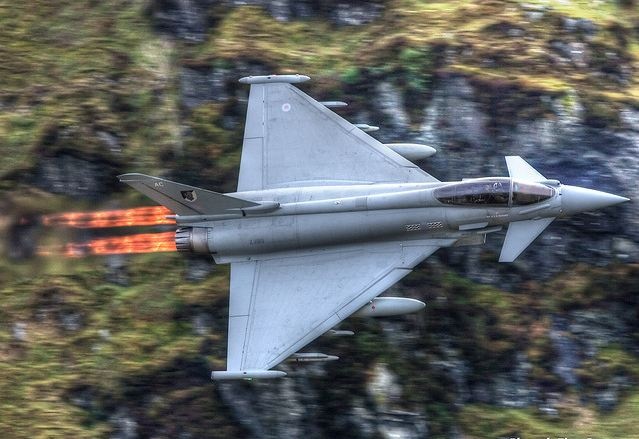 جنگنده یوروفایتر تایفون