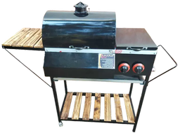 استفاده حرفه‌ای از باربیکیو گازی برای کبابی کردن جگر و سبزیجات