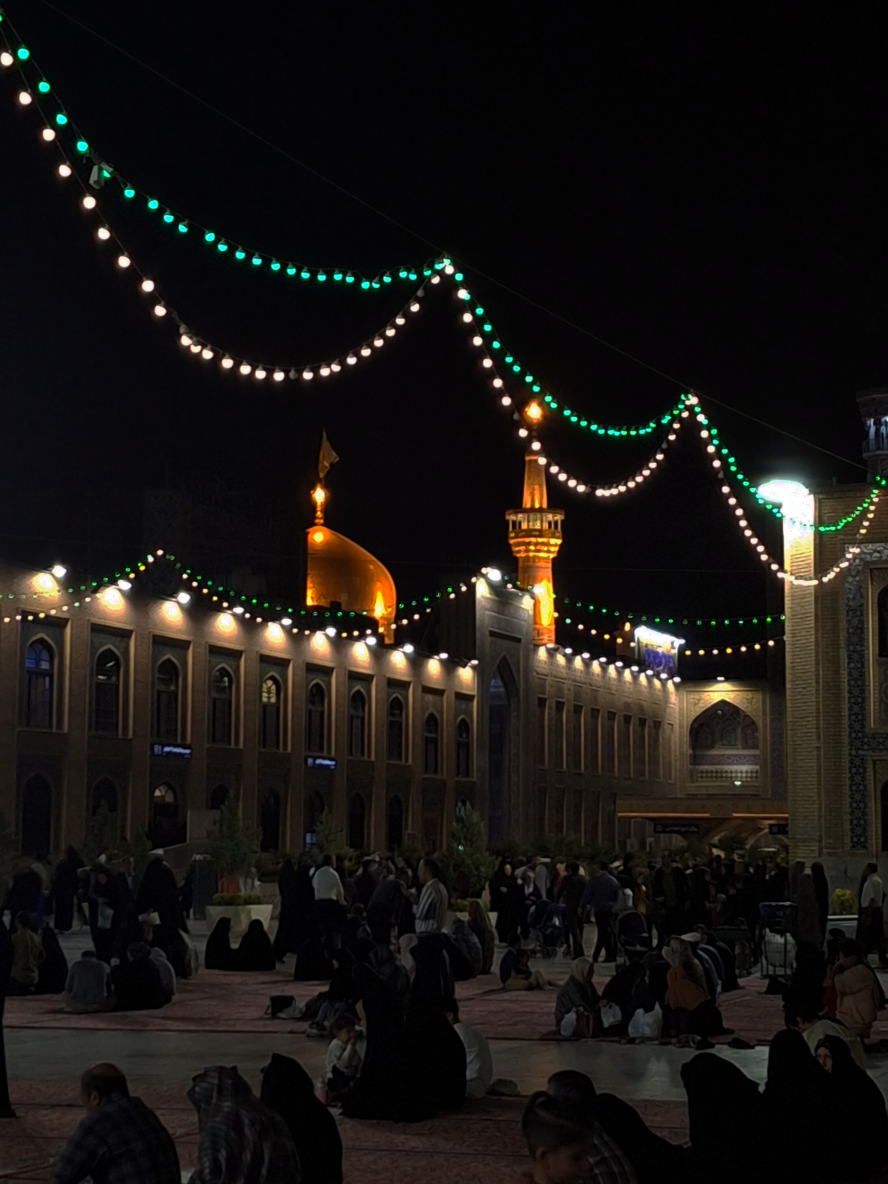 جایی بین دعا و غروب دلم آروم میشه ...