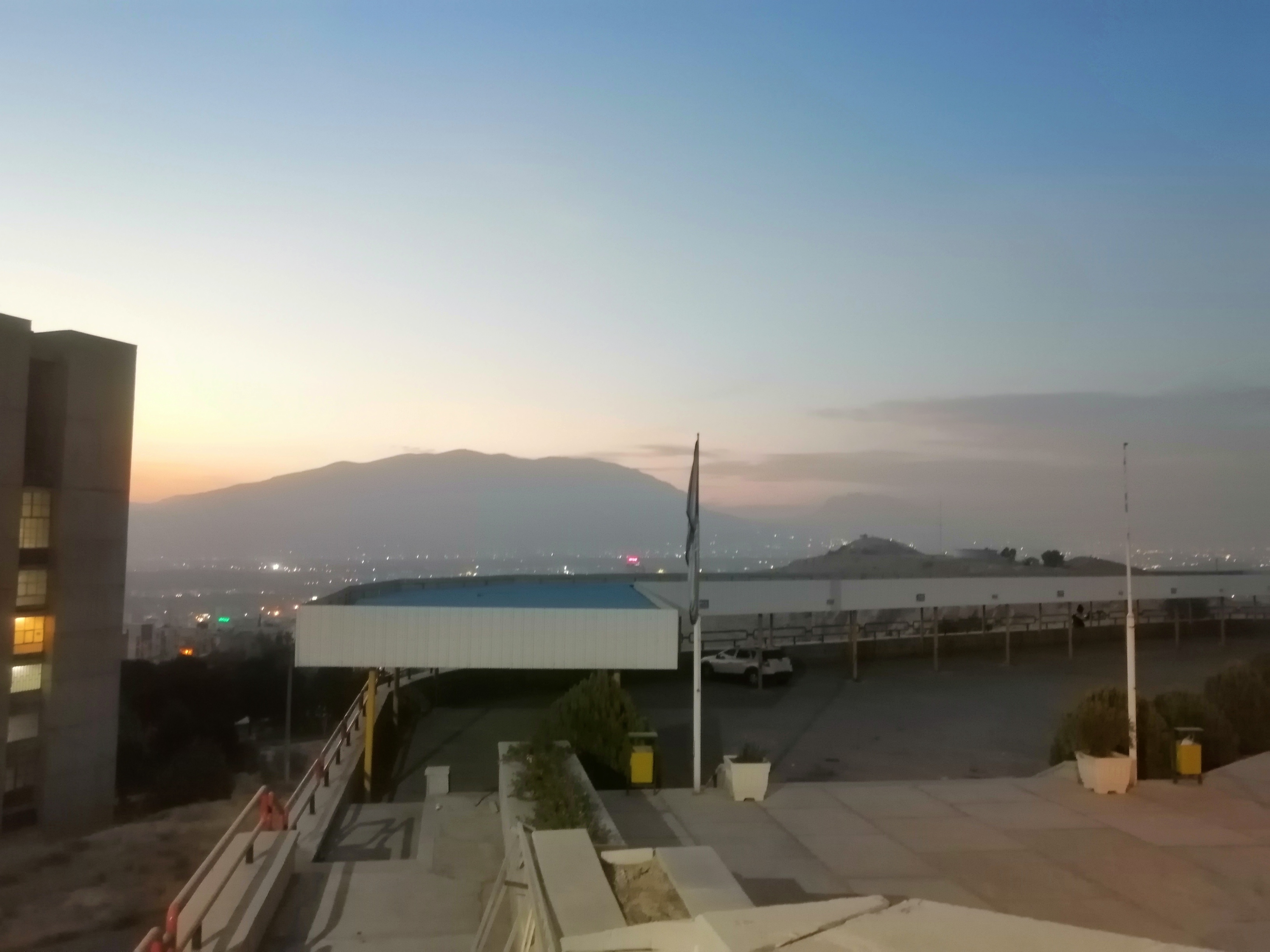 اینجا آخرین کلاس‌ مهارت های دانشجویی داشتم اگر اشتباه نکنم. بخش علوم تربیتی...