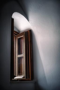 هر چه انسان تر باشيم