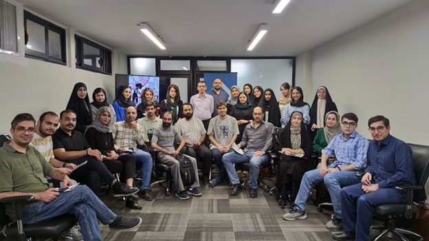 شیشه‌های رنگی: سفری به دنیای ذهن برای تاب‌آوری بیشتر