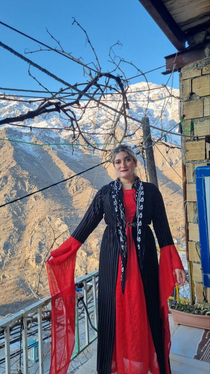 من تو لباس کوردی