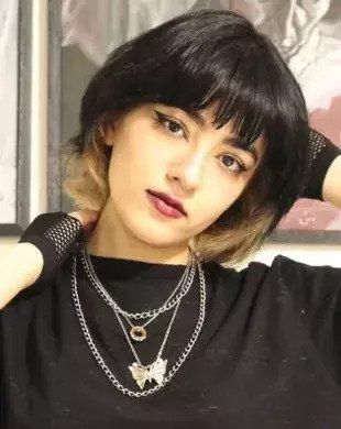 نیکا شاکرمی
