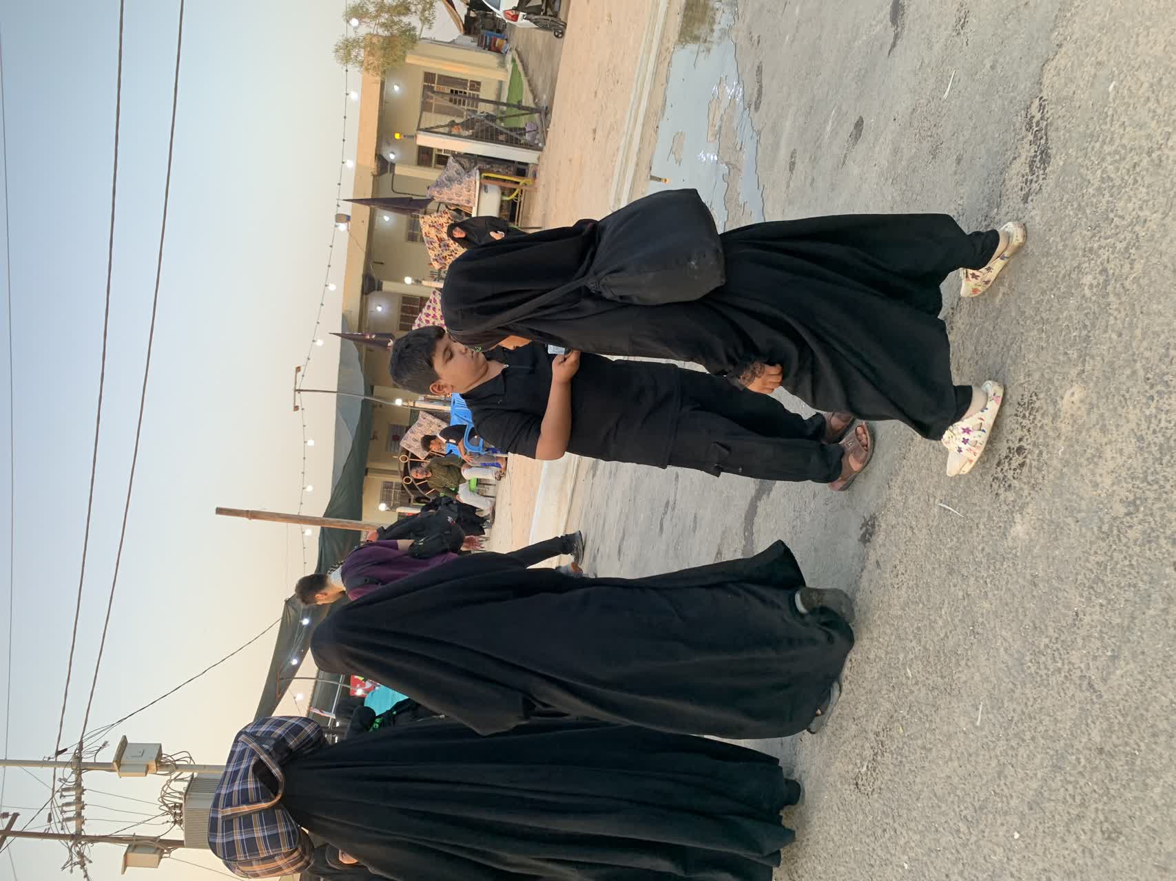 سعی داشتم از بچها عکس بگیرم ولی خیلی موفق نبودم. بقیه چیزایی که گرفتمم ویدئوعه که اینجا اپلود نمیشه