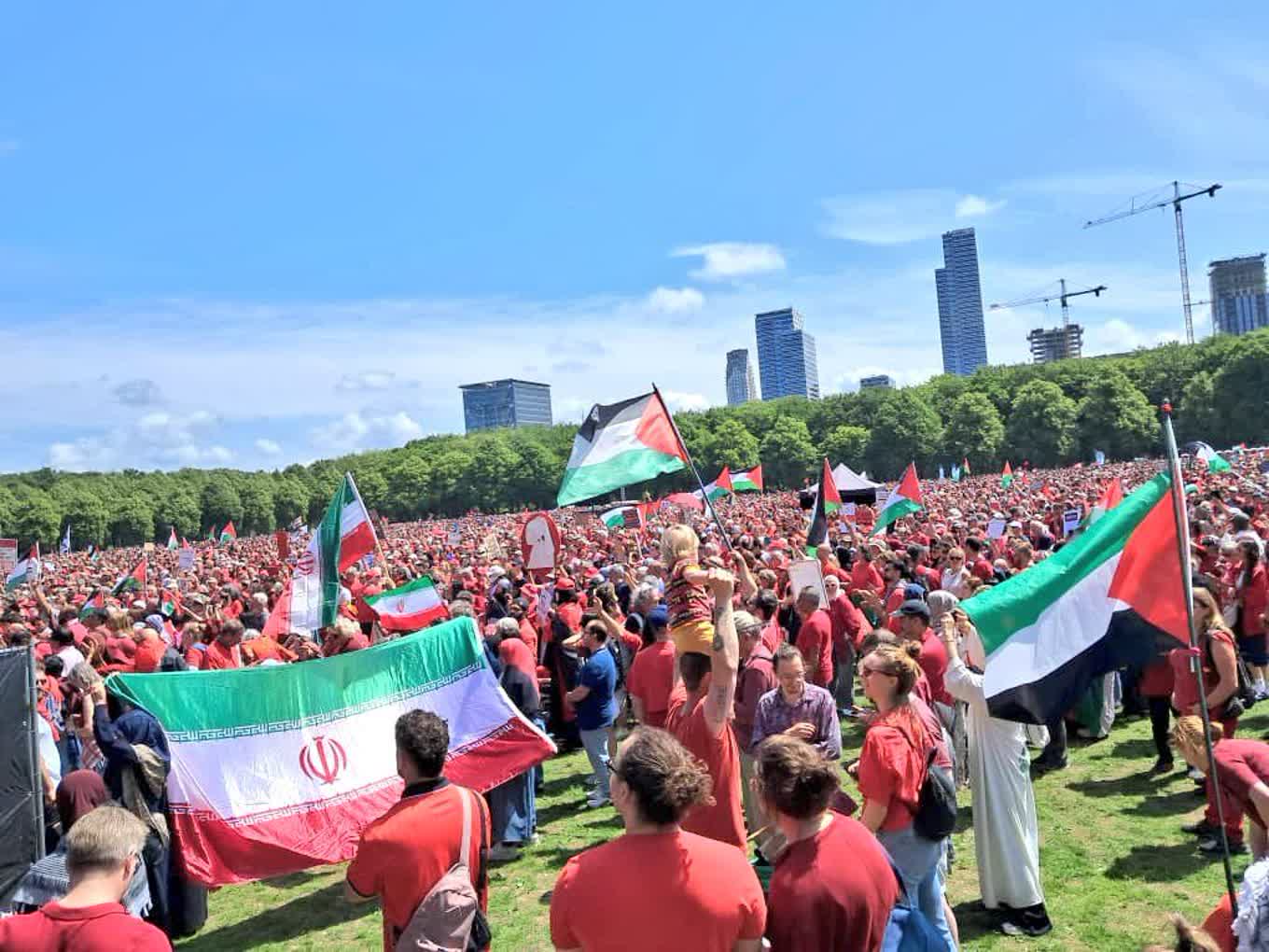 حمایت 150هزار نفری هلندی ها از ایران #بیداری_جهانی