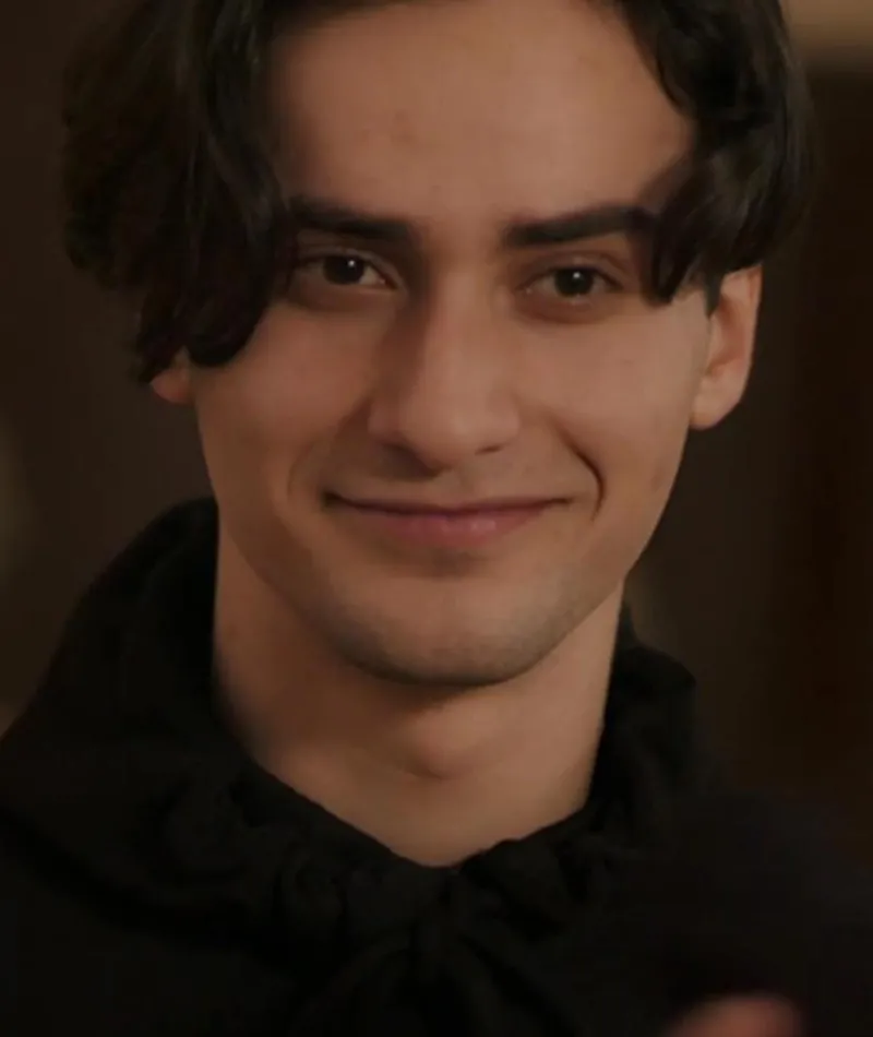 از قیافه این پسره خوشم میاد. حتی نمیدونم کِی و ازکجا این عکس رو سیو کردم